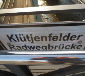 2014_04_19 Hamburg-Elbinsel: Klütjenfelder Radwegbrücke